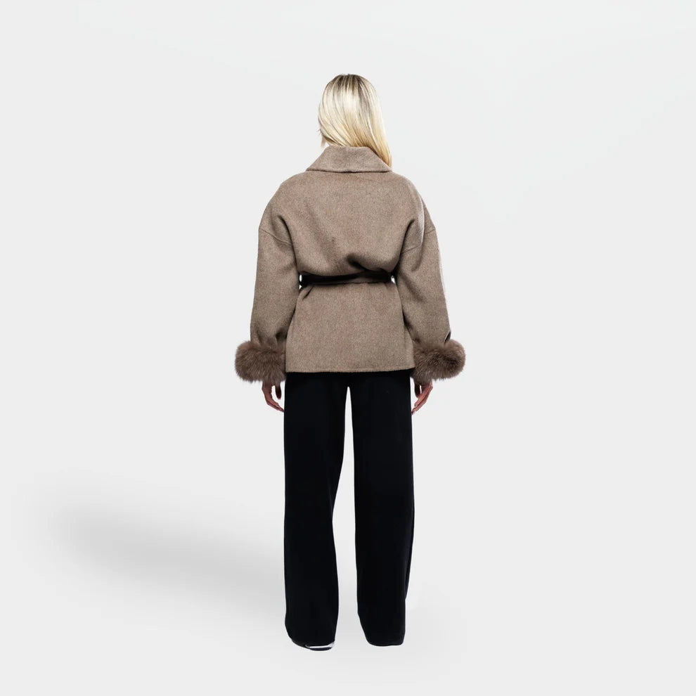 The Nomí taupe